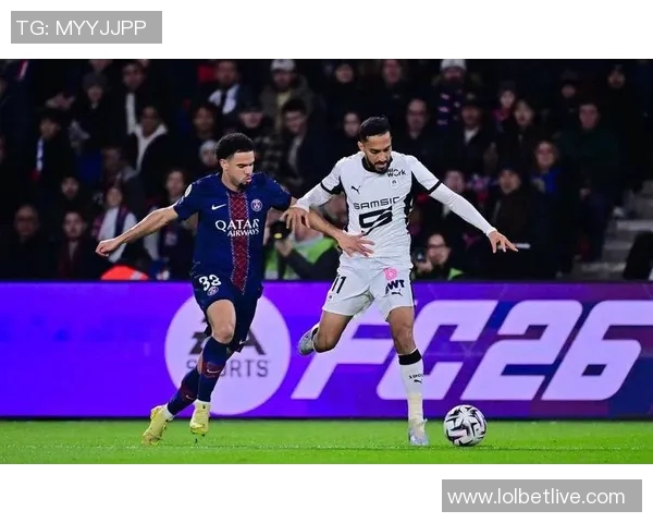 意甲激战曼城与巴黎圣日耳曼战平精彩瞬间引发全场热烈反响