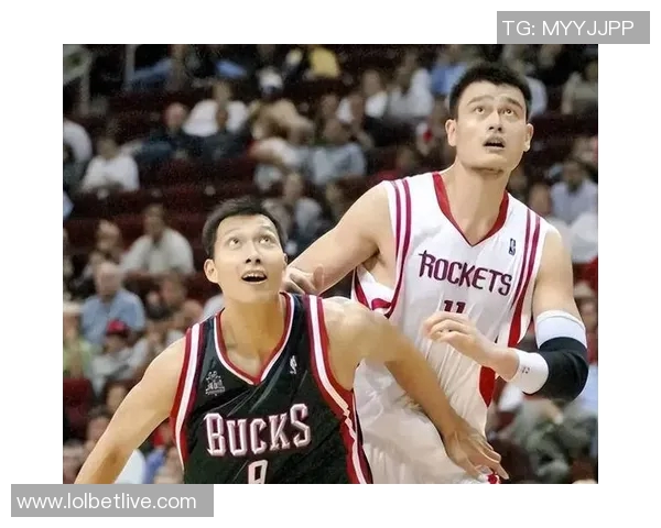 姚明领衔火箭对阵掘金的经典对决回顾与精彩瞬间分析