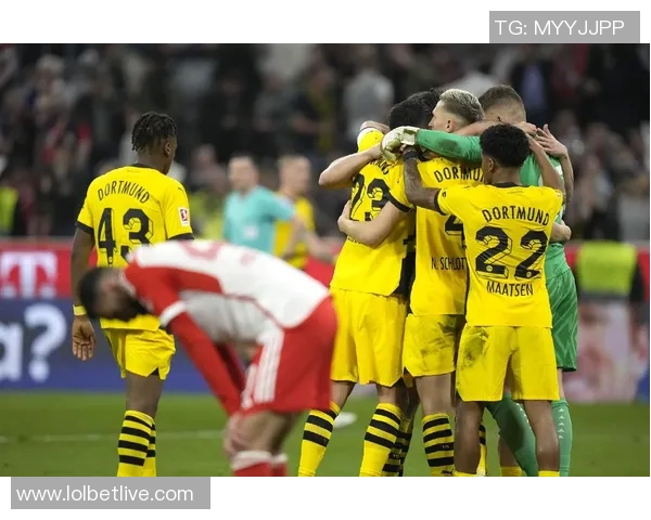 友谊赛精彩回顾:多特蒙德逆转拜仁红牌事件引发全场热议 友谊赛精彩回顾:多特蒙德逆转拜仁红牌事件引发全场热议