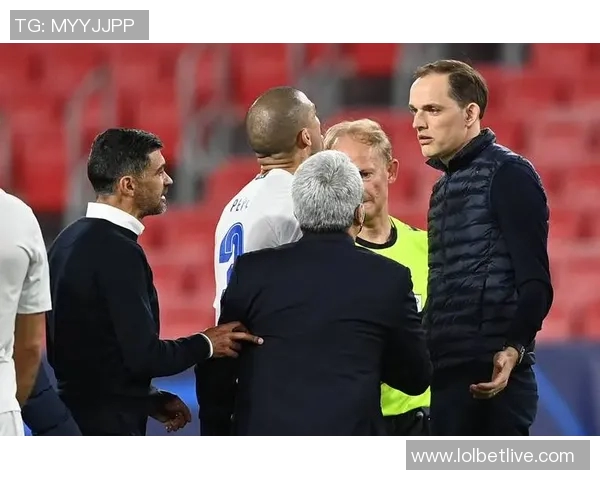 国王杯激战波尔图与切尔西鏖战至平局绝杀瞬间引发全场狂欢