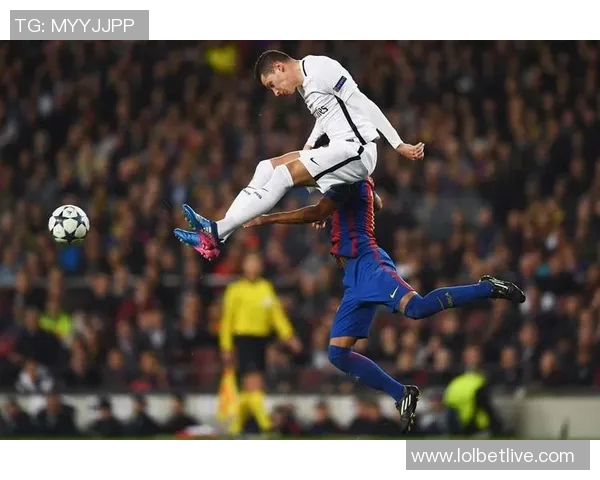 德甲经典对决皇马逆转巴萨6-2补时进球点燃全场激情 德甲经典对决皇马逆转巴萨6-2补时进球点燃全场激情