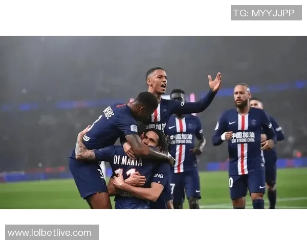 德甲焦点战曼城与巴黎圣日耳曼激战成平局全场沸腾瞬间回顾