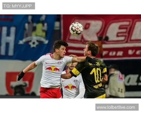 中超激战巴萨与莱比锡战平点球大战引发争议与热议