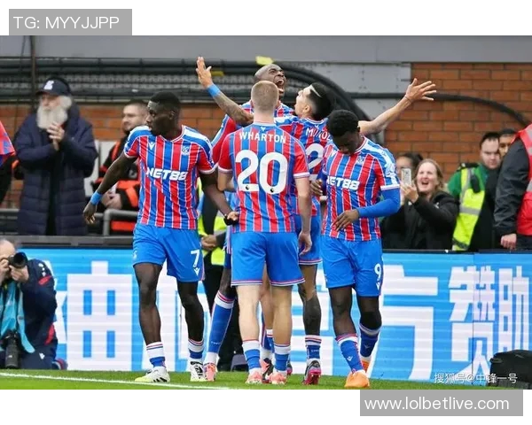 欧冠激战阿森纳逆转热刺全场沸腾争议判罚引发热议